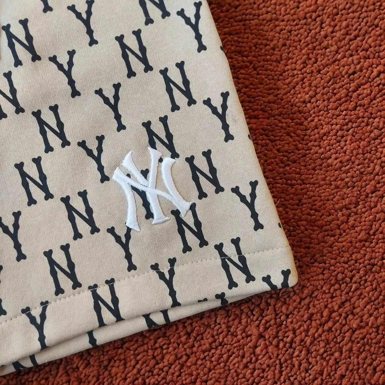 MLB NY YANKEES MONOGRAM SHORT - Gambar 4