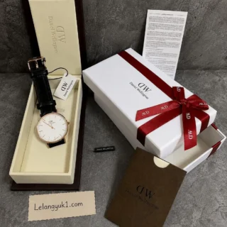 DANIEL WELLINGTON CLASSIC BLACK LEATHER WATCH