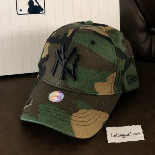 MLB New York Yankees Camo Cap