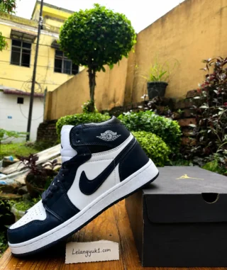 nike air jordan high navy